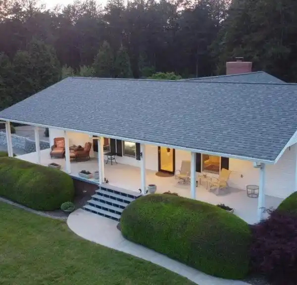 EXTRAORDINARY FAMILY ESTATE