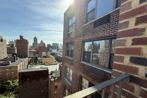 Sweeping Balcony Views, Low Monthlies