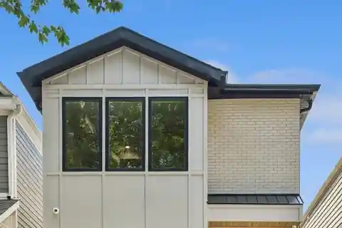 Newly Completed West Lakeview Home