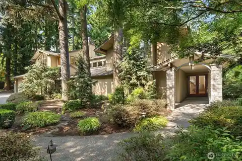 Private Retreat in Island Point