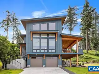 Customizable Estate with Expansive Outdoor Spaces