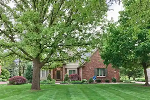 Stately Custom Home in Stonebridge