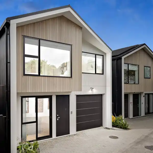 NEW HOME IN PRIME LOCATION AT GREAT VALUE