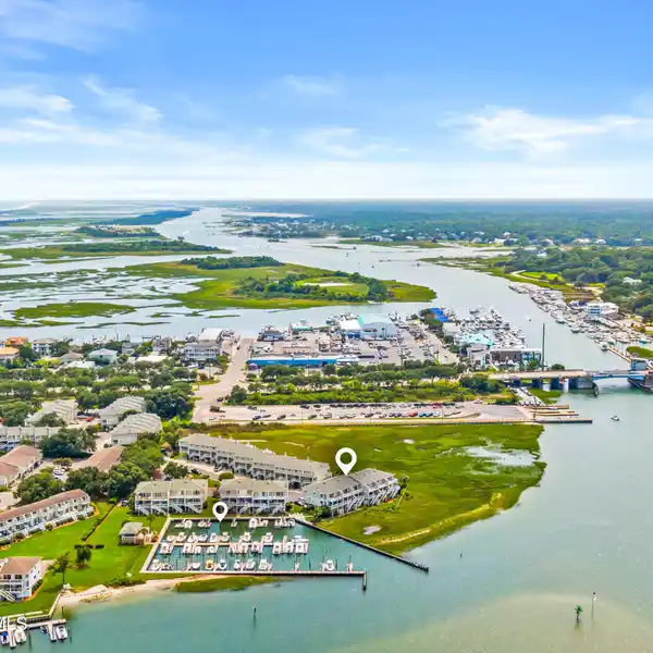 WATERFRONT TOWNHOME WITH SWEEPING INTRACOASTAL VIEWS