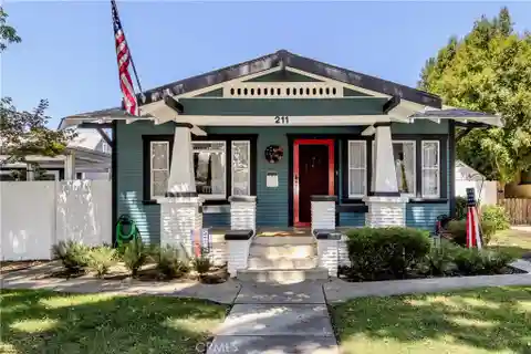 Beautifully Updated Historic Craftsman