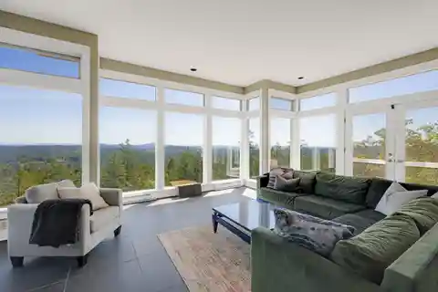Picturesque Peaceful Retreat