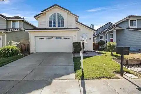 Beautifully Maintained Home in the Desirable Ardenwood Neighborhood