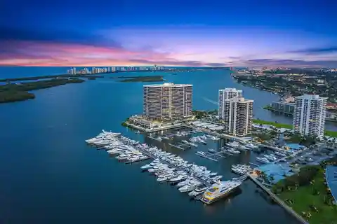 The Best Views in Lake Point Tower