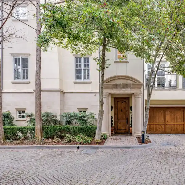 EXCEPTIONAL HOME WITHIN CASCADA ON TURTLE CREEK