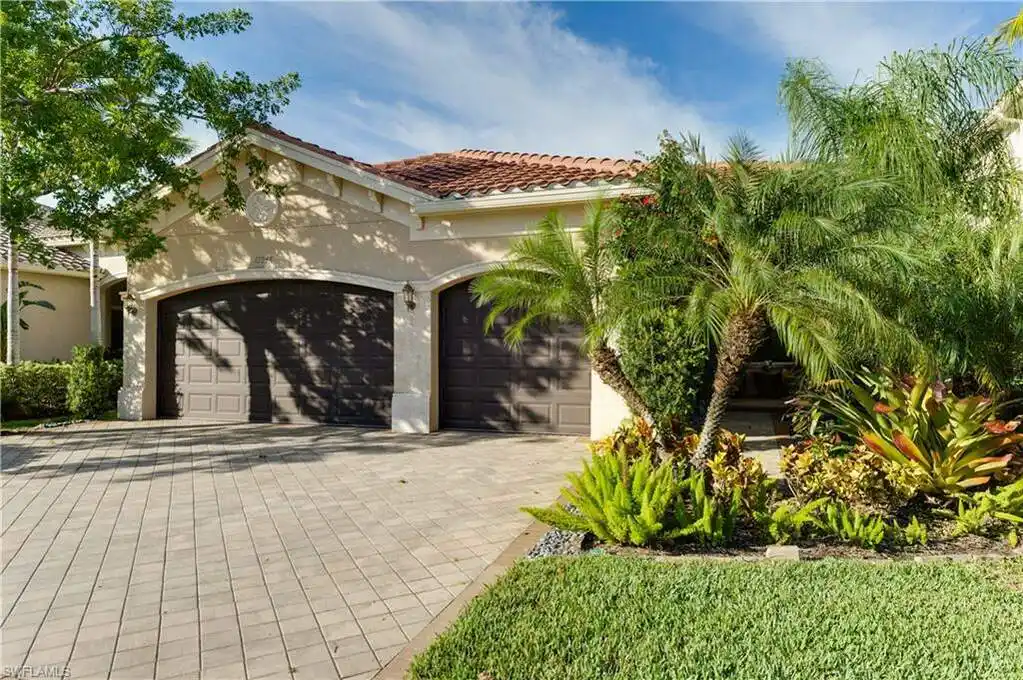 Elegant Home in a Prestigious Gated Community