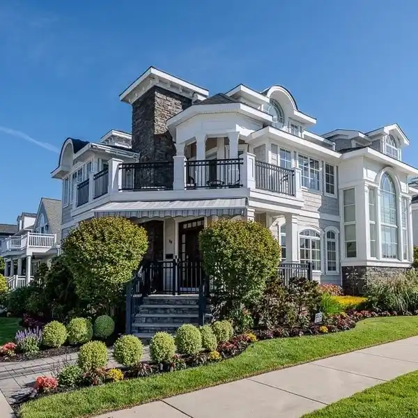 CUSTOM MARGATE PARKWAY RESIDENCE WITH OCEAN VIEWS