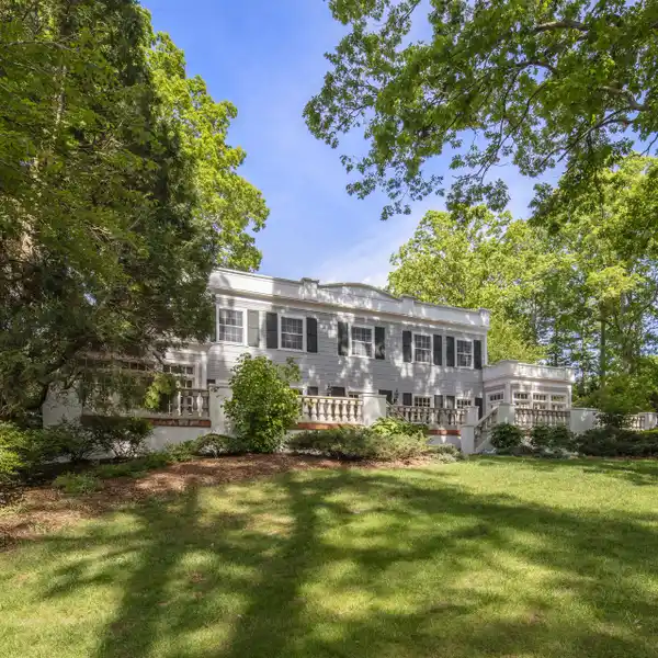 ELEGANT ITALIANATE HOME ON TWO SERENE ACRES
