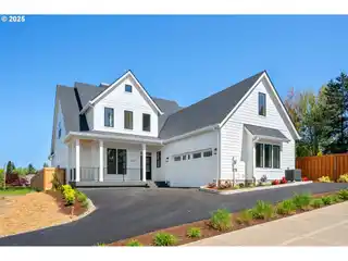 Gorgeous New Home in Bauer Woods