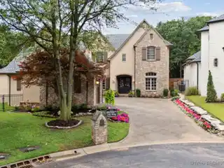 Spectacular Home in a Gated Community