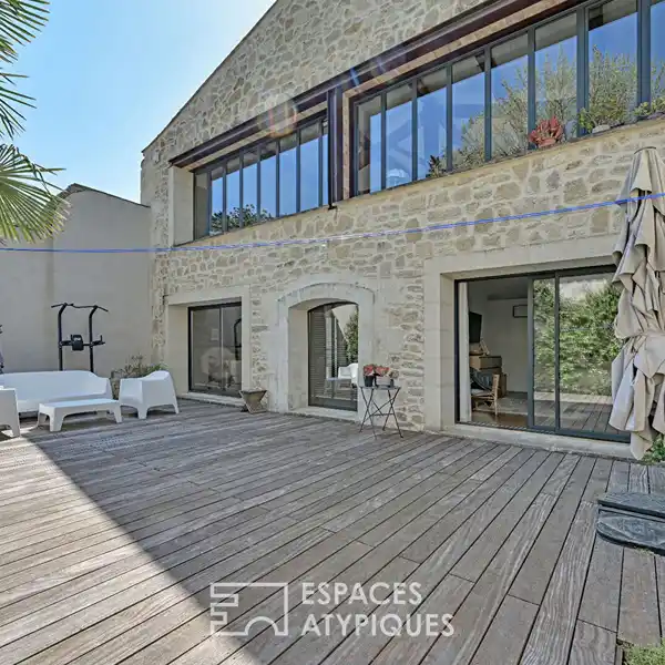 TRANQUIL RETREAT WITH LUXE MODERN COMFORTS