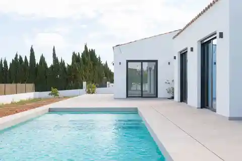 Luxury and Sustainability in an Exclusive Area