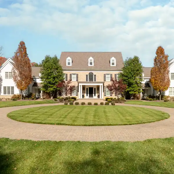 EXTRAORDINARY CUSTOM HOME ON OVER 14 ACRES