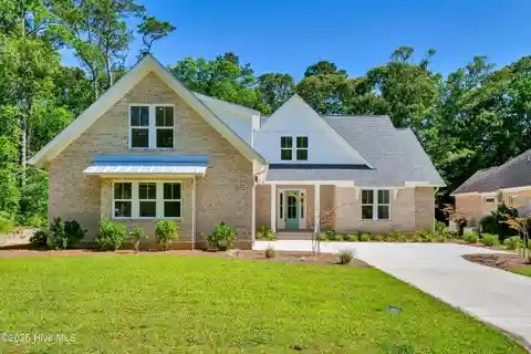 Superior Custom Home in Sought-after Forest Creek