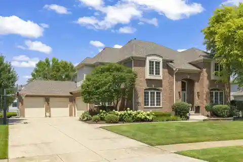 Exquisite Custom Estate in Naperville