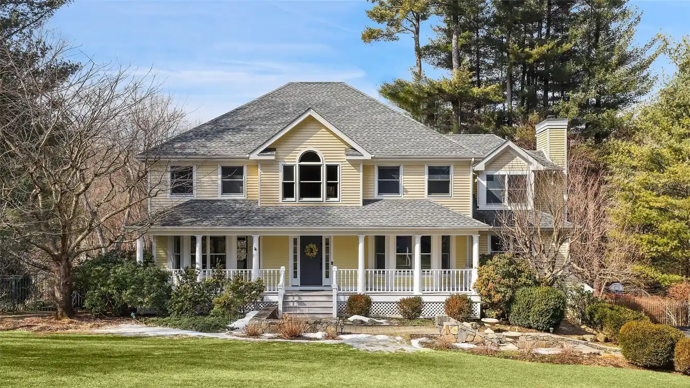 Updated Colonial Home in Michelle Estates