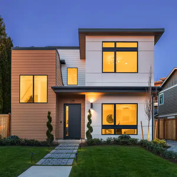 THOUGHTFULLY DESIGNED MODERN HOME