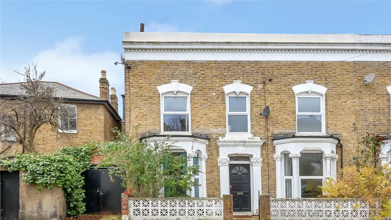 Impeccable Four Bedroom Home in Central Brixton Location