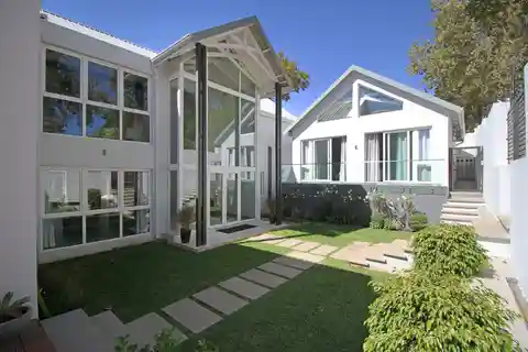 Eight Bedroom House for Sale in Parkmore