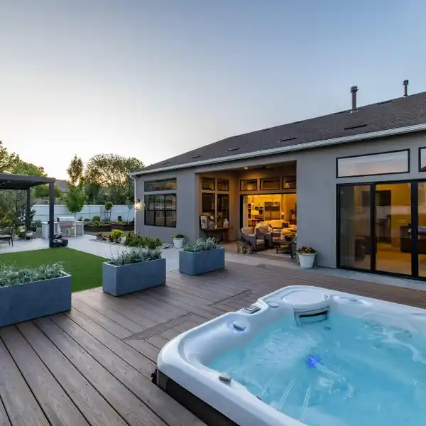 SINGLE-LEVEL LUXURY LIVING IN THE ICONIC RANCHARRAH ESTATE