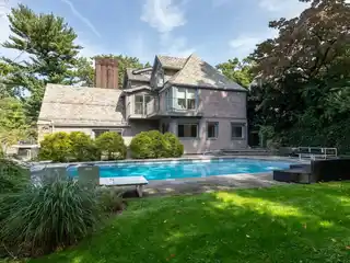 Timeless Architecture Meets Modern Interiors
