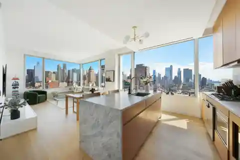 A Quiet Sanctuary in the Heart of the Vibrant West Side
