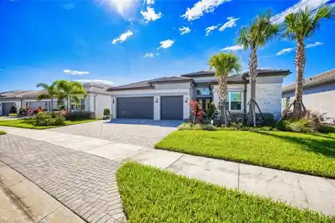 Immaculate, Professionally Upgraded Residence