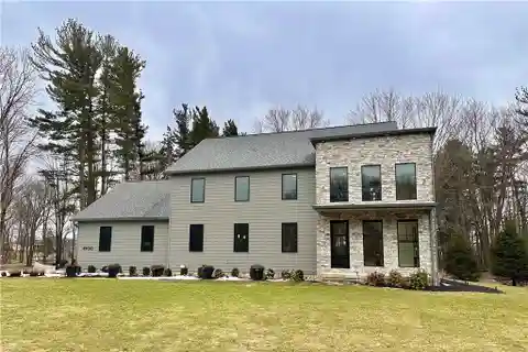 Modern Marvel on Nearly Three Acres
