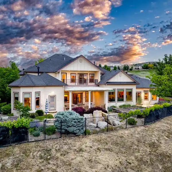TIMELESS LUXURY IN THE BOISE FOOTHILLS