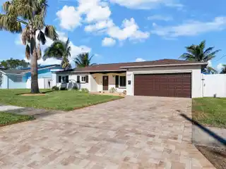 A Home Offering the Best of All Worlds