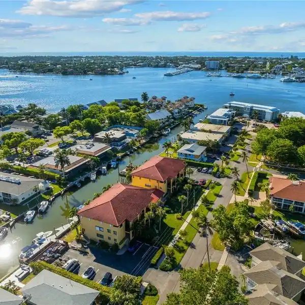 BRIGHT AND AIRY TWO BEDROOM CONDO