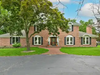 Distinguished Brookfield Estate