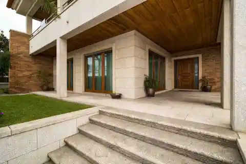 Fabulous Luxury Villa in Full Marginal of a River