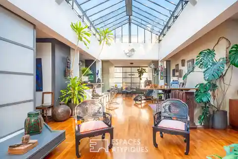 Sun-Drenched Loft with Private Rooftop Terrace