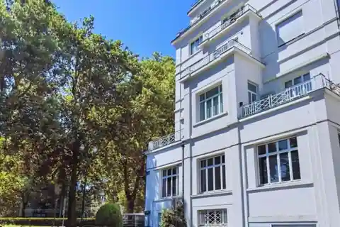 Exceptional Duplex Apartment in a Prestigious Setting