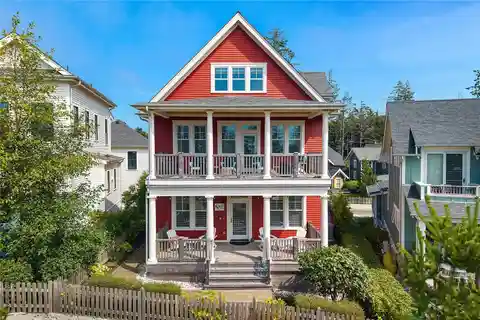 Exceptional Seabrook Home