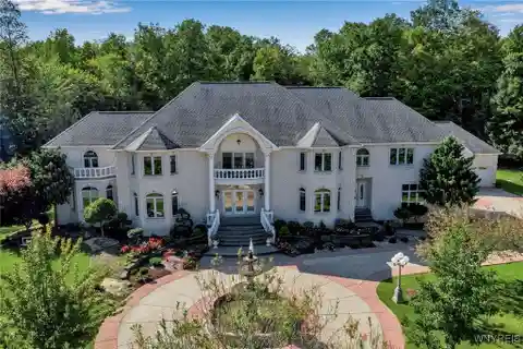 Premier Five-acre Property
