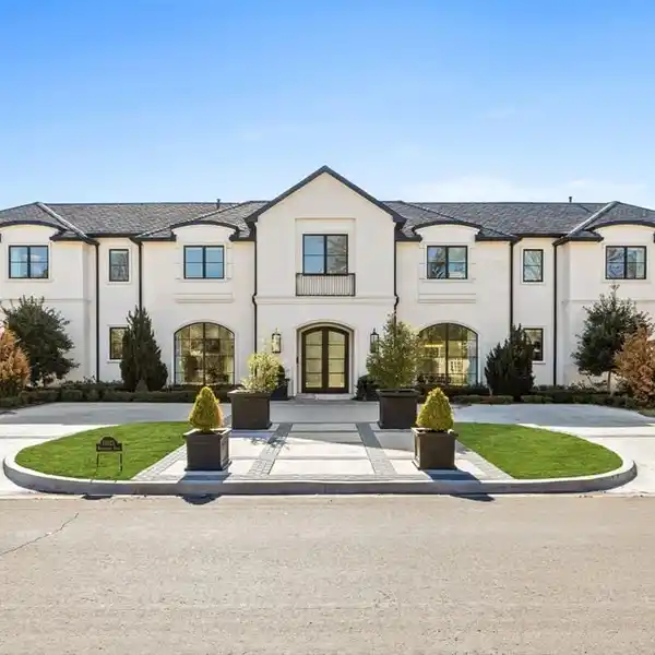 REFINED ELEGANCE ON AN OVERSIZED LOT IN PRESTON HOLLOW