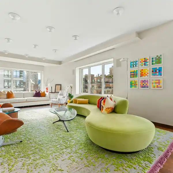 BEAUTIFULLY RENOVATED UPPER EAST SIDE FOUR BEDROOM RESIDENCE
