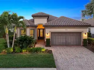 Lovely Home in Prestigious Esplanade Golf and Country Club