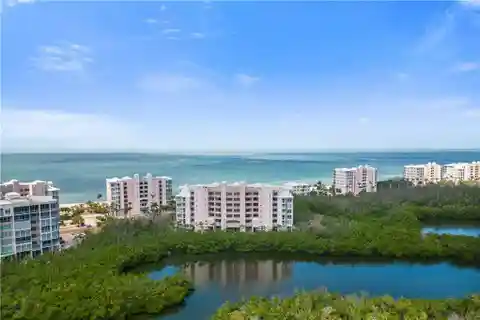 Beautiful End Unit in Barefoot Beach Club
