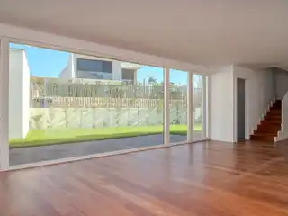 Fantastic Villa with Exceptional Luminosity