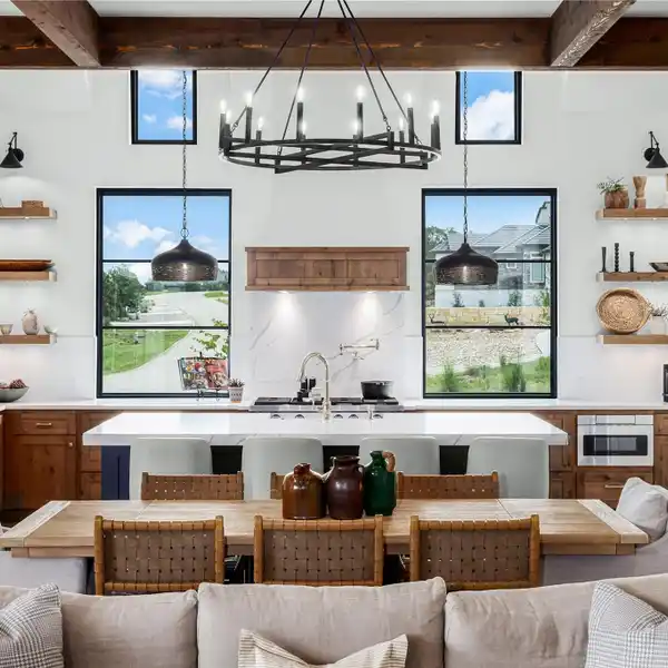 LUXURY MEETS HILL COUNTRY ELEGANCE