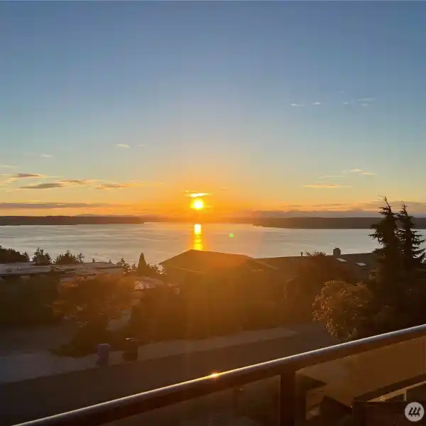 LIKE NEW CUSTOM HOME WITH UNOBSTRUCTED VIEWS