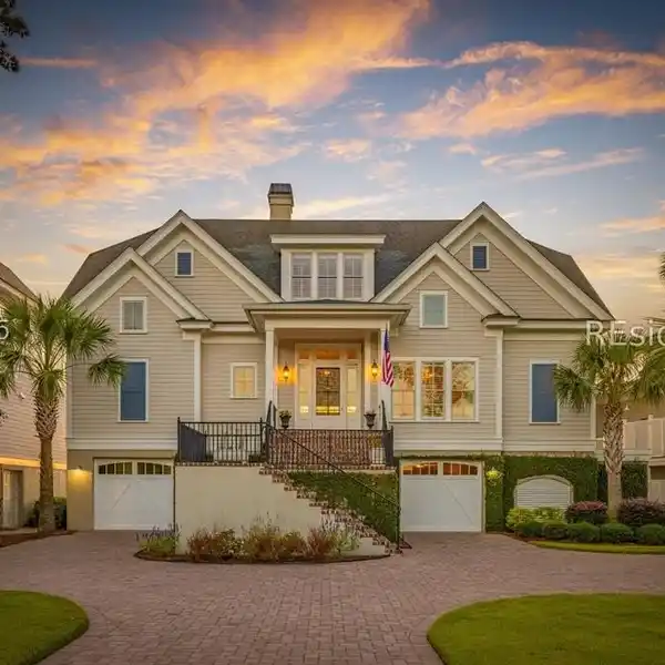 THE PINNACLE OF LOWCOUNTRY LIVING