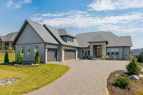 Luxury and Easy One-Level Living